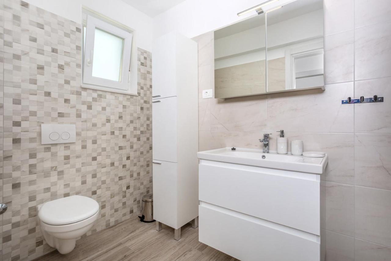 Kvarner Bay 4* - Apartments 1 & 3 Rijeka Bagian luar foto