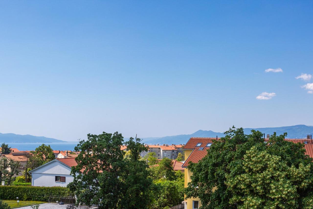 Kvarner Bay 4* - Apartments 1 & 3 Rijeka Bagian luar foto